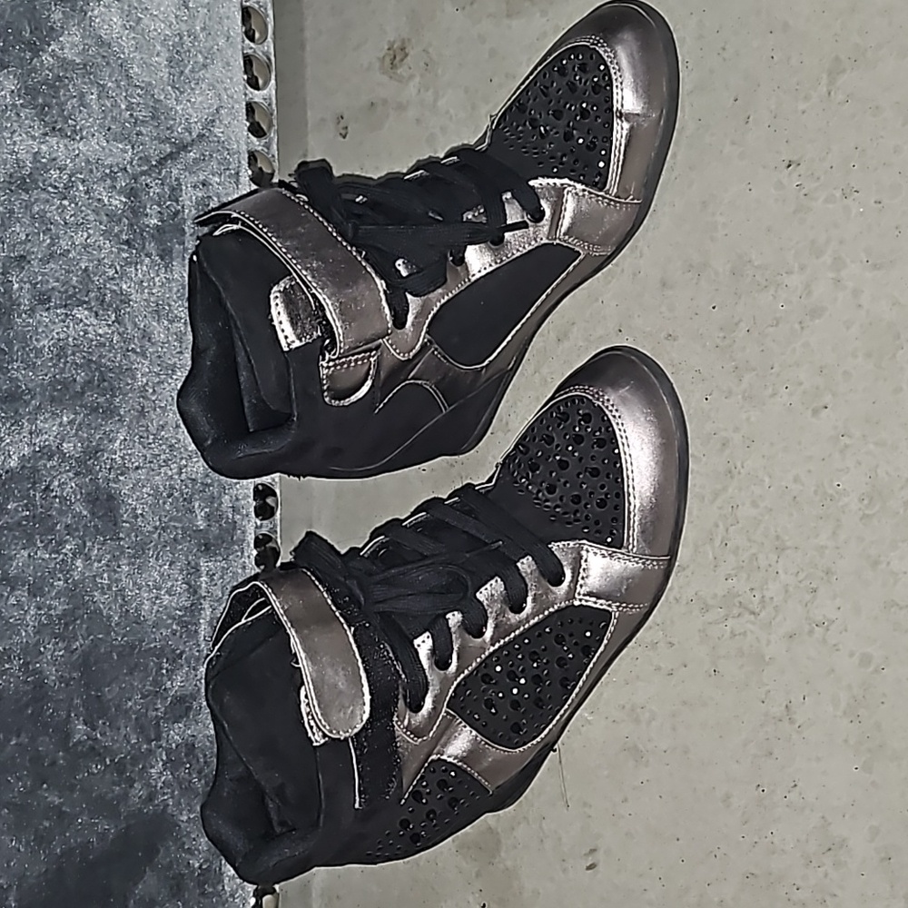 SNEAKERS SPIKE WEDGE ANKLE BOOT BOOTIE